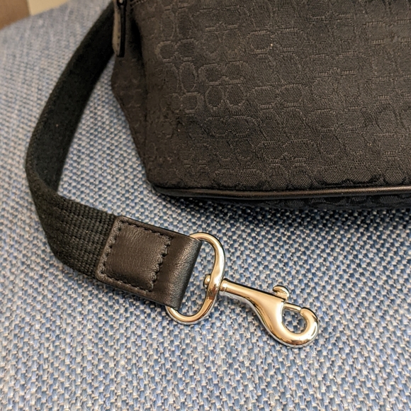 Coach Belt Bag in Signature print canvas and leather trim - Picture 5 of 7